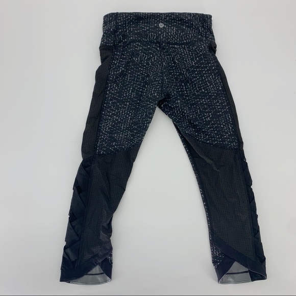 Lululemon Var-City Crop Samba Snake Black 4 - Picture 5 of 9